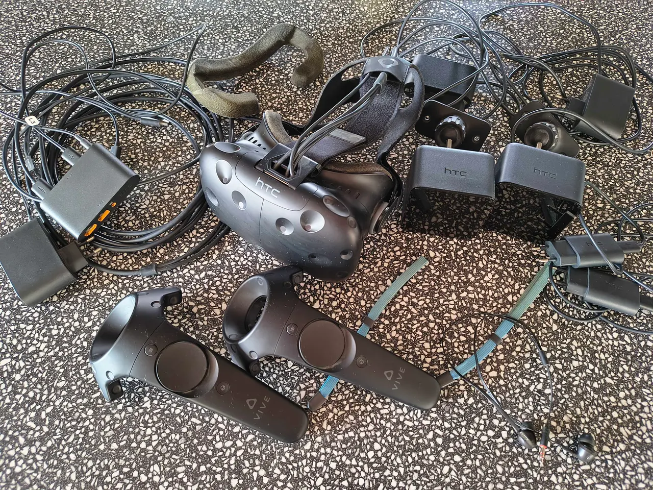 Billede 1 - HTC Vive VR-sæt
