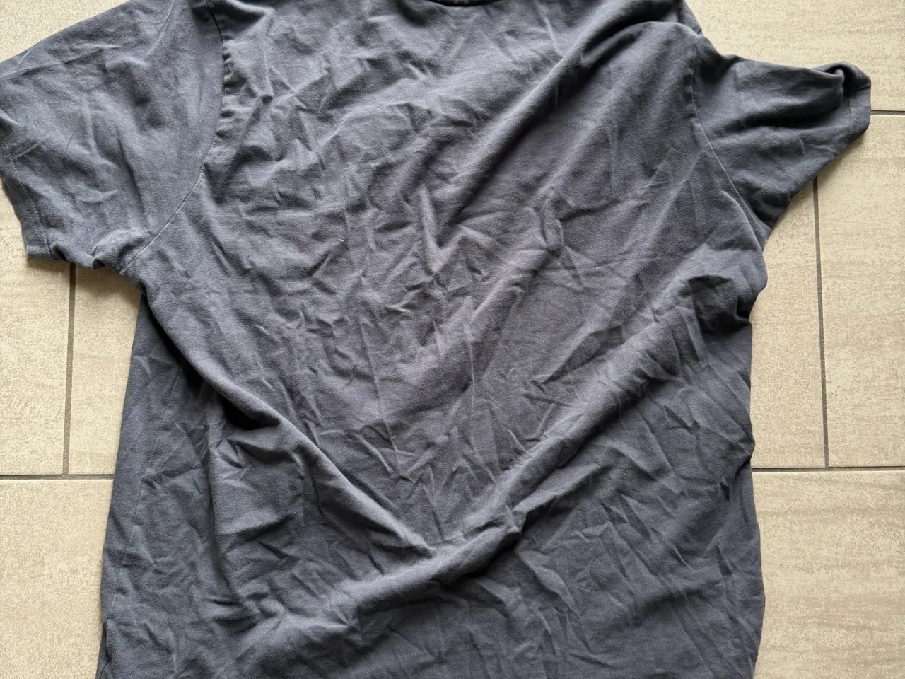 Billede 3 - Hummel T-shirt