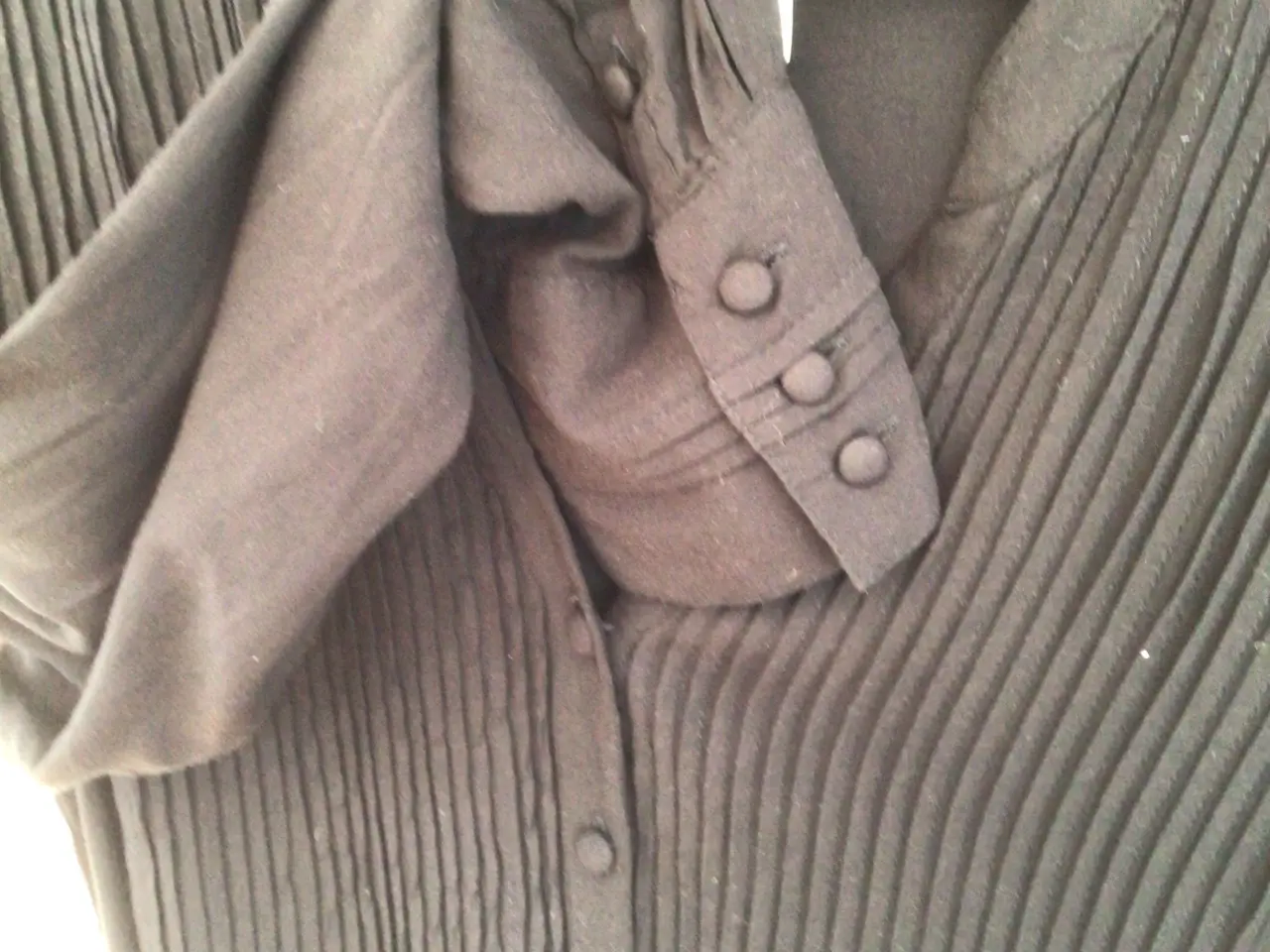 Billede 3 - Soya sort bluse. Str.m