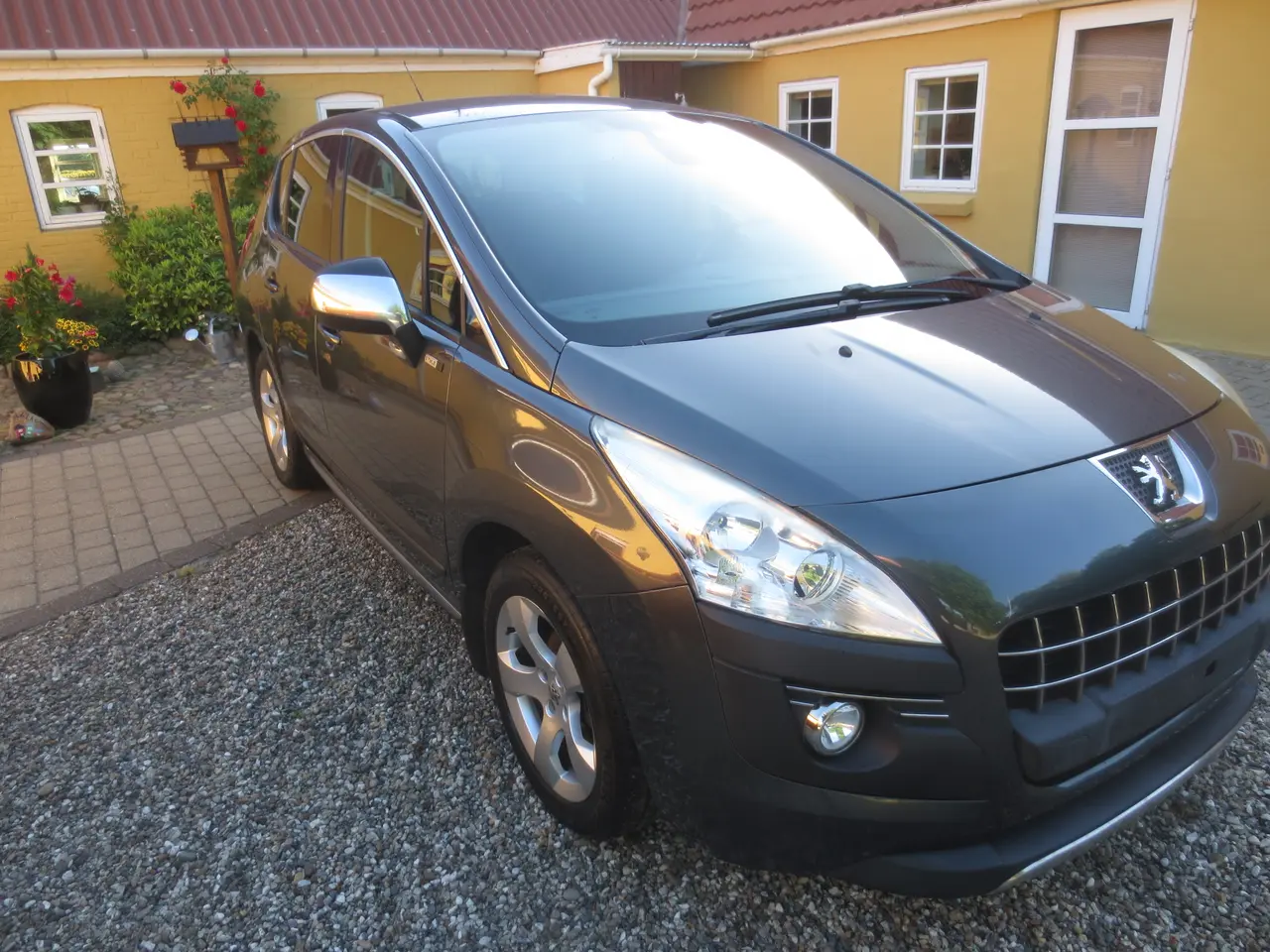Billede 6 - Pæn Peu 3008 E-HDi Aut År 2013. 