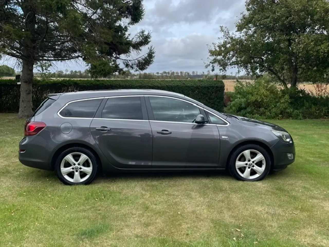 Billede 3 - Opel Astra 2,0 model 2012 Aut.
