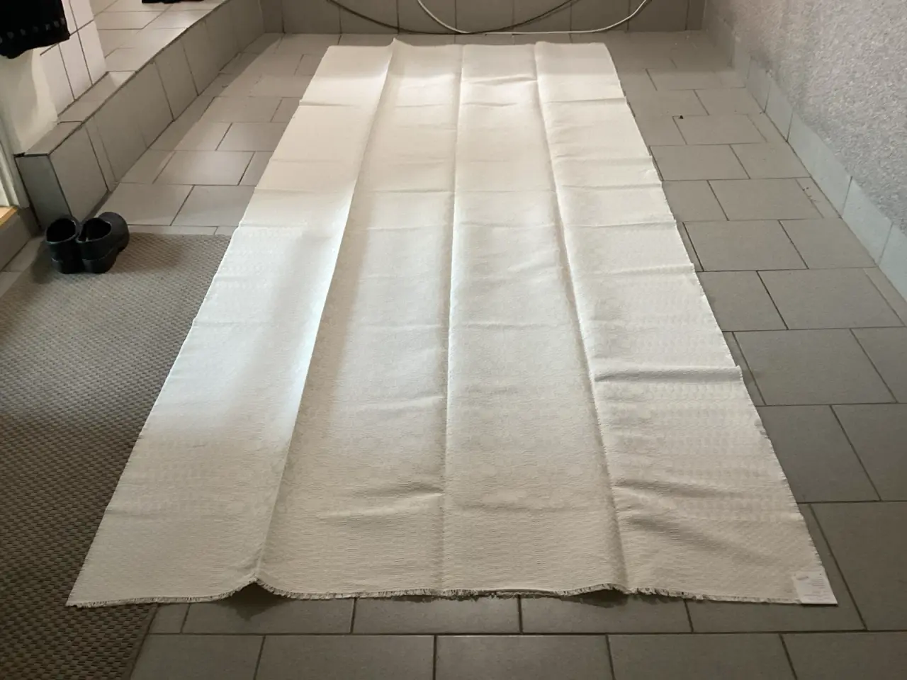 Billede 5 - Fin vævet dug 140x320cm ny prisen sidder derpå inu