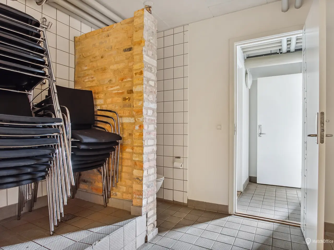 Billede 7 - Lager/showrooms lejemål på Aarhus Havn