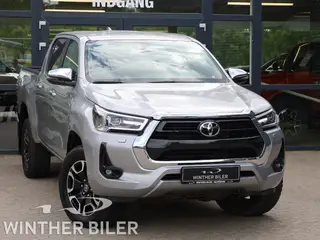 Toyota HiLux 2,8 D T4 Invincible Db.Kab aut.