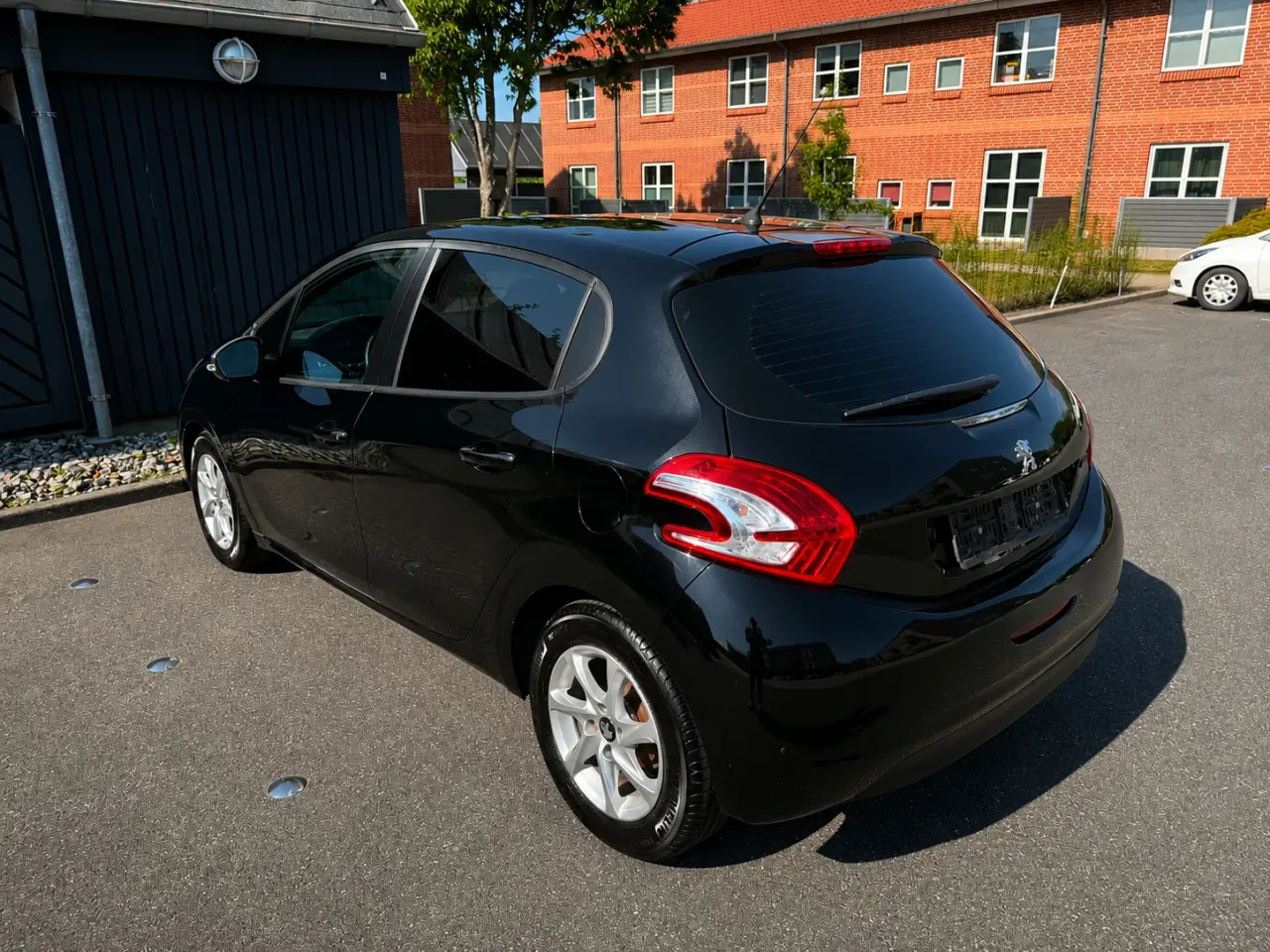 Billede 4 - PEUGEOT 208 1,2 VTi 5-D