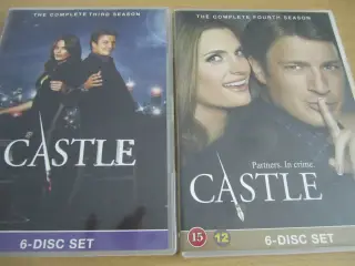 CASTLE. 4 x Bokse.