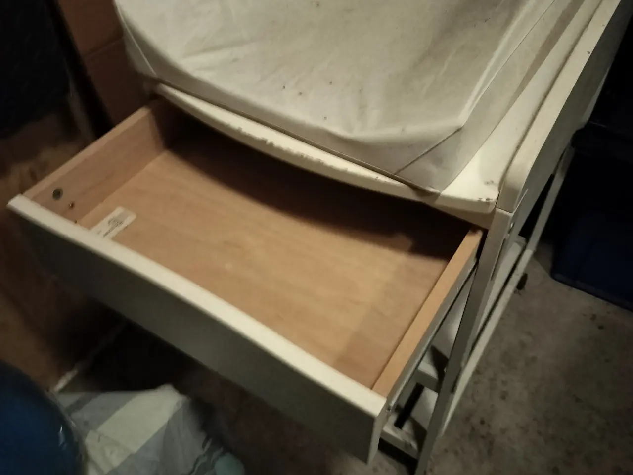 Billede 2 - Pulsebord i hvidlakeret træ