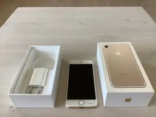 Apple IPhone 7 128 GB Guld