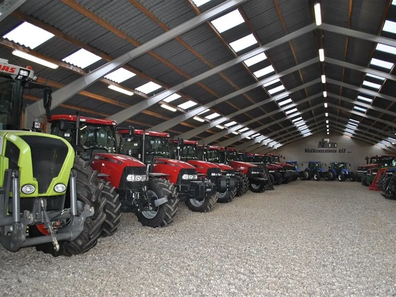 Billede 8 - - - - Traktor udlejning, UDLEJNING AF TRAKTOR TIL MARKARBEJDET