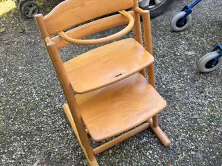 Højstol med bøjle