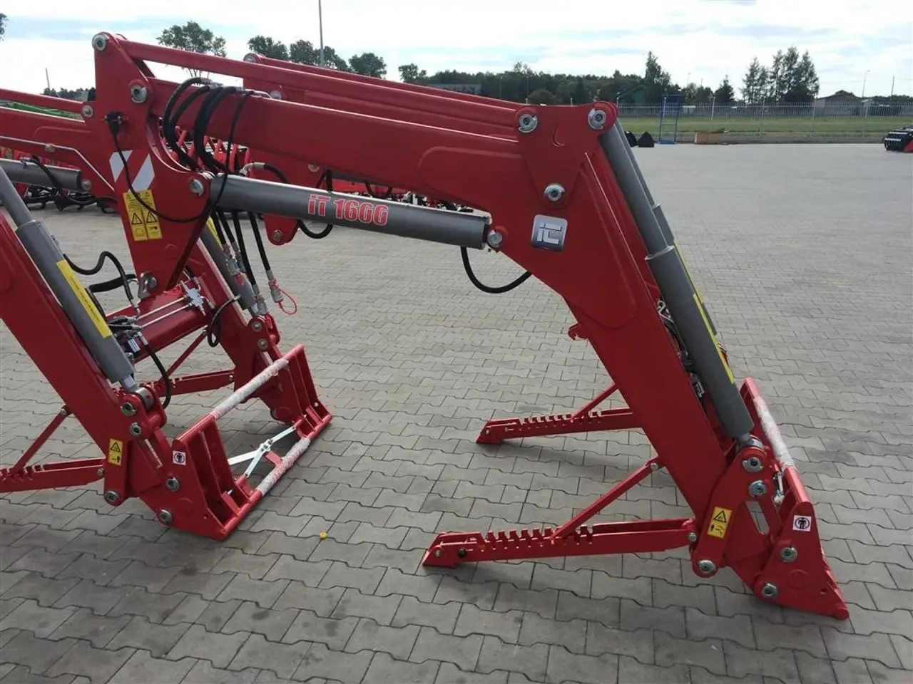 Billede 1 - - - - J-Maskiner IT 1600