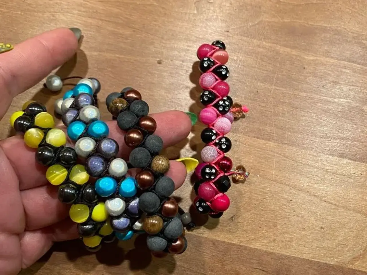 Billede 8 - Nye knyttede armbånd