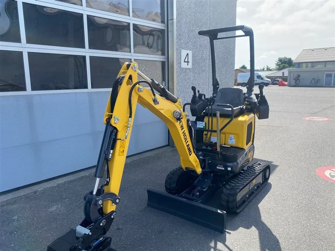 Billede 2 - New Holland E12D ring for info og tilbud