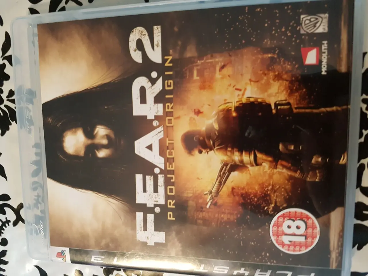 Billede 1 - FEAR 2 sælges