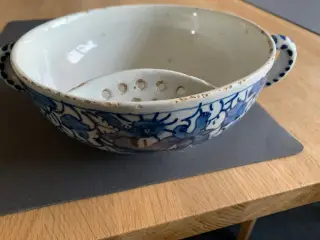 Gammel skål - hollandsk fajance(?)