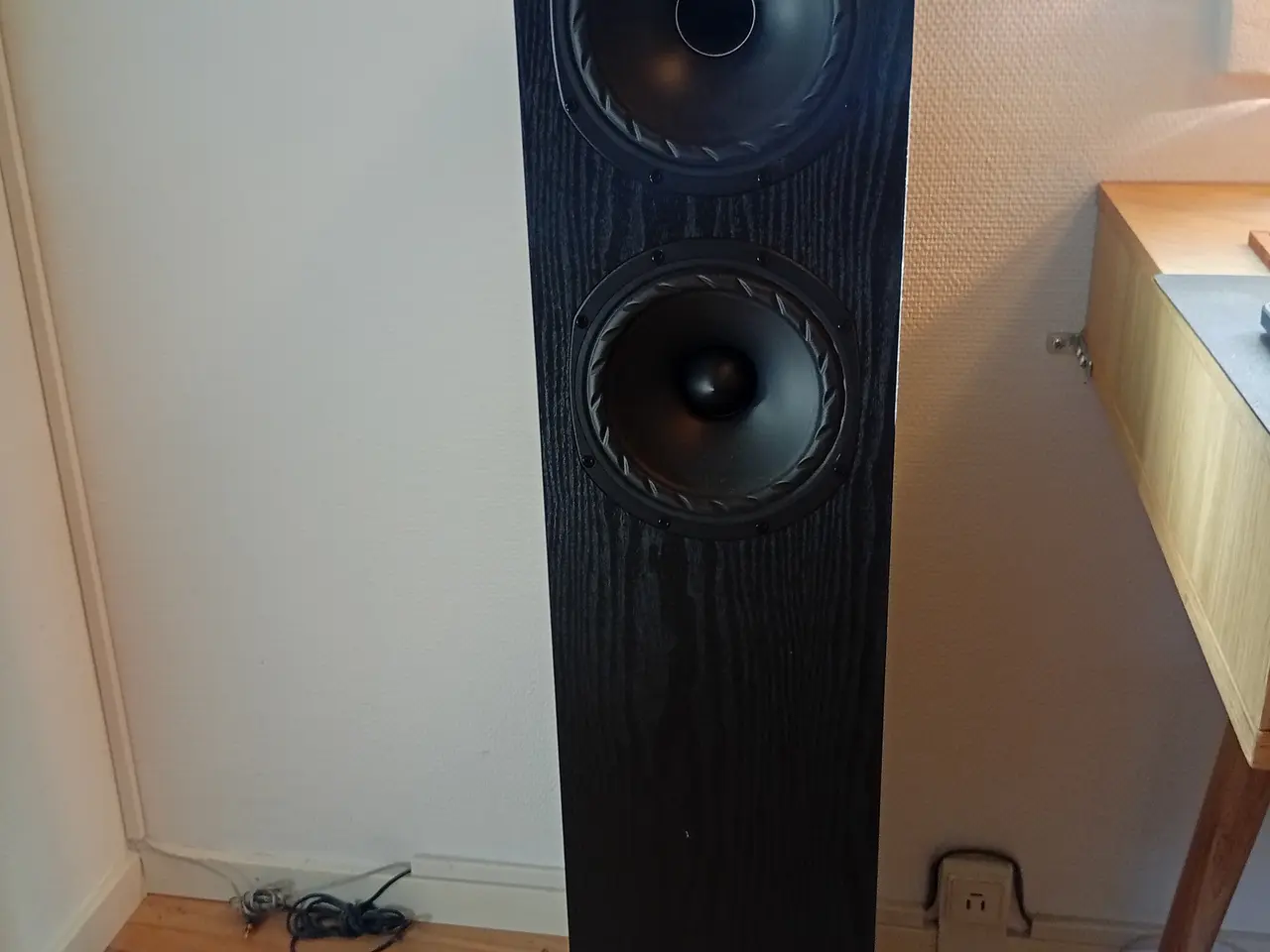 Billede 5 - Fyne Audio F501E gulvhøjttalere | Ask, sort.