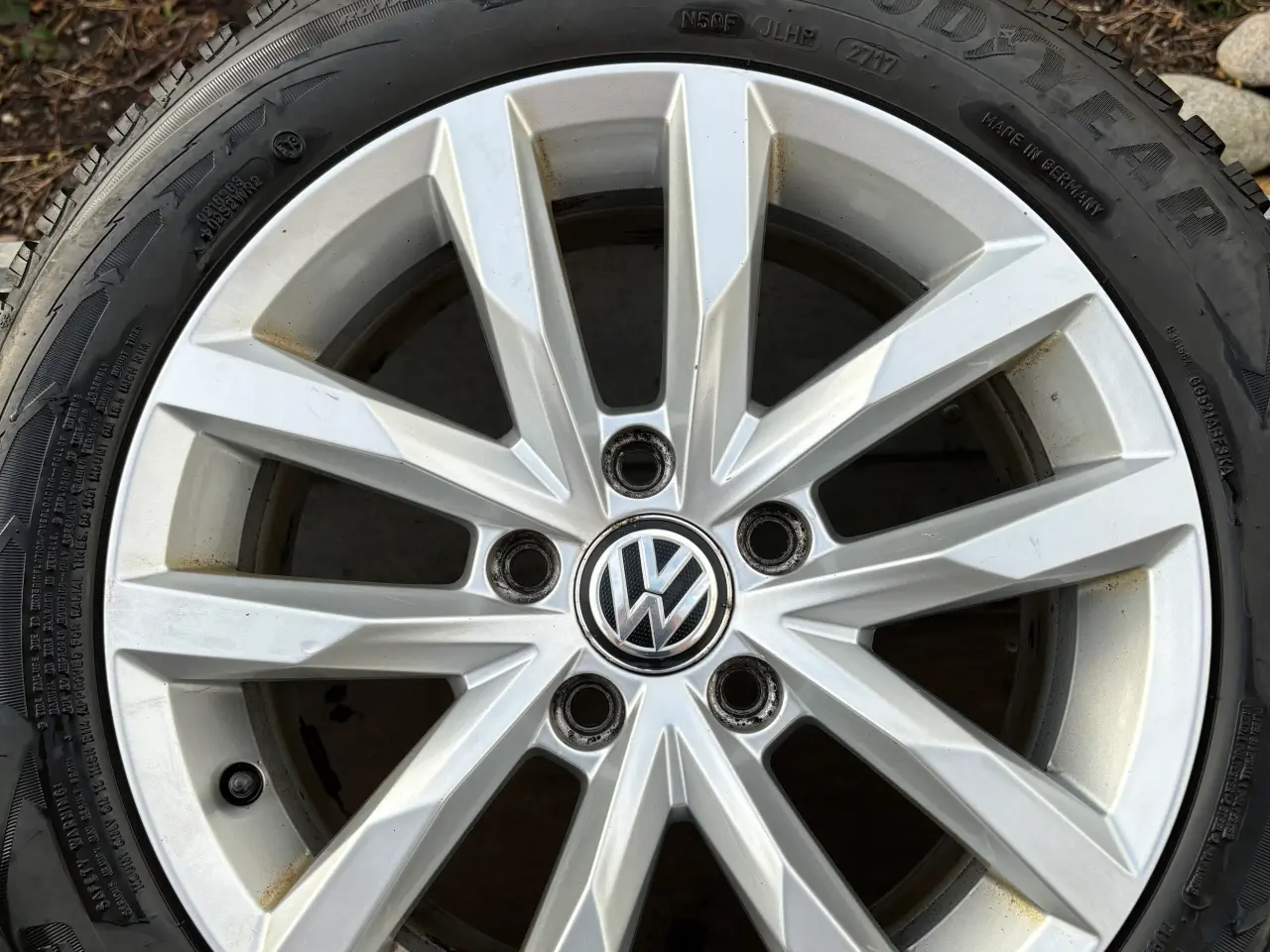 Billede 7 - Originale VW fælge til Passat/Golf med vinterdæk