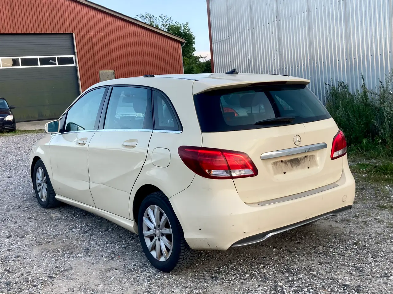 Billede 4 - Mercedes B180 2017 Automatgear Nummer 42302170