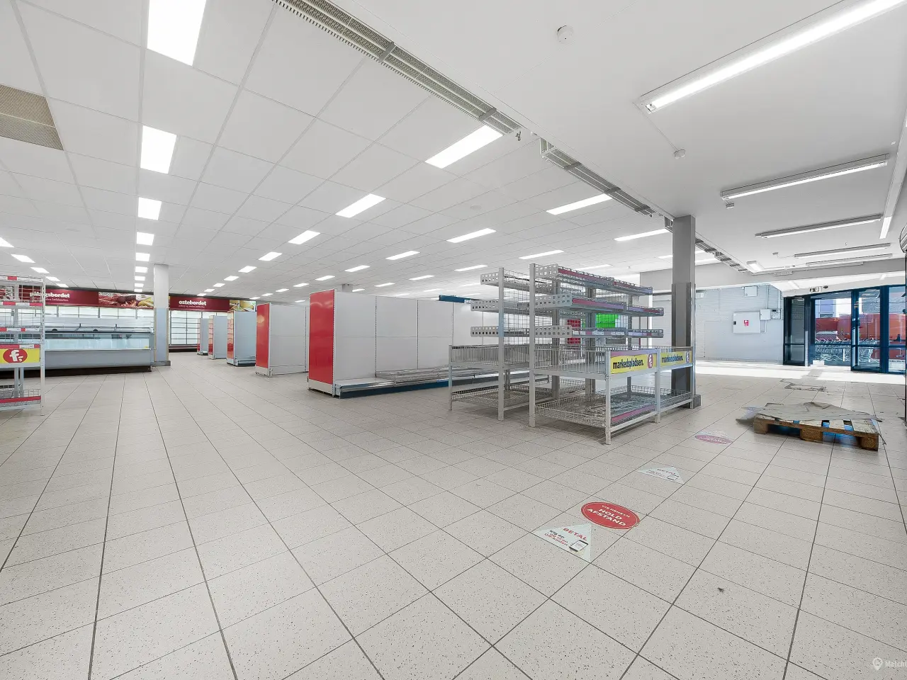 Billede 3 - Stort butikslokale til leje på Energivej