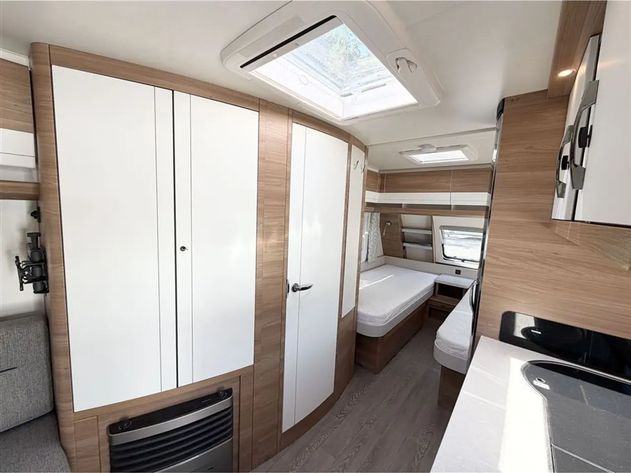 Billede 9 - 2022 - Hobby De Luxe 495 UL Enkeltsenge-Lamel-Mover
