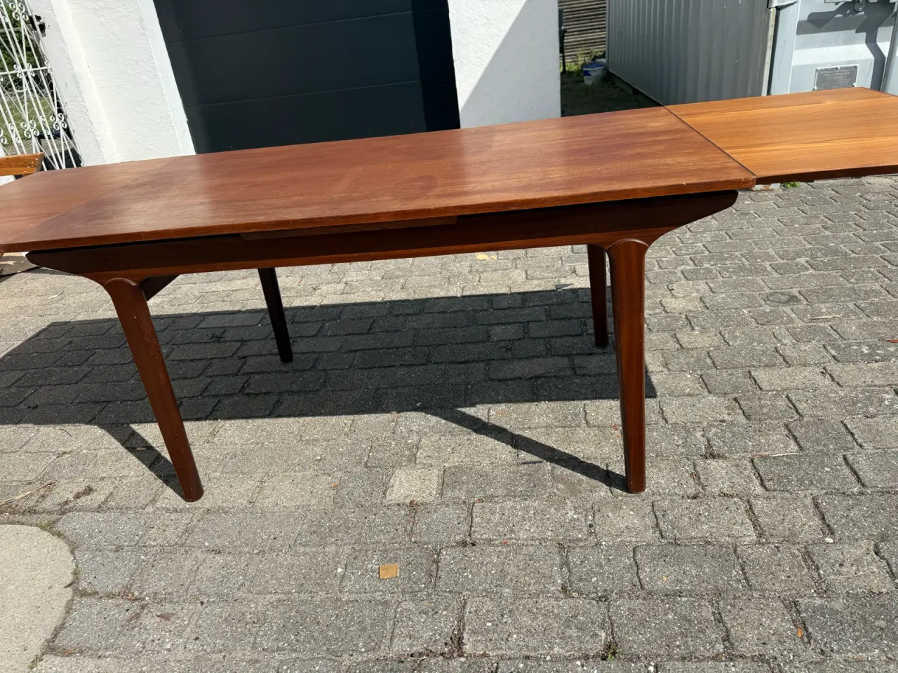 Billede 7 - Teaktræ spisebord – designet af Henning Kjærnulf