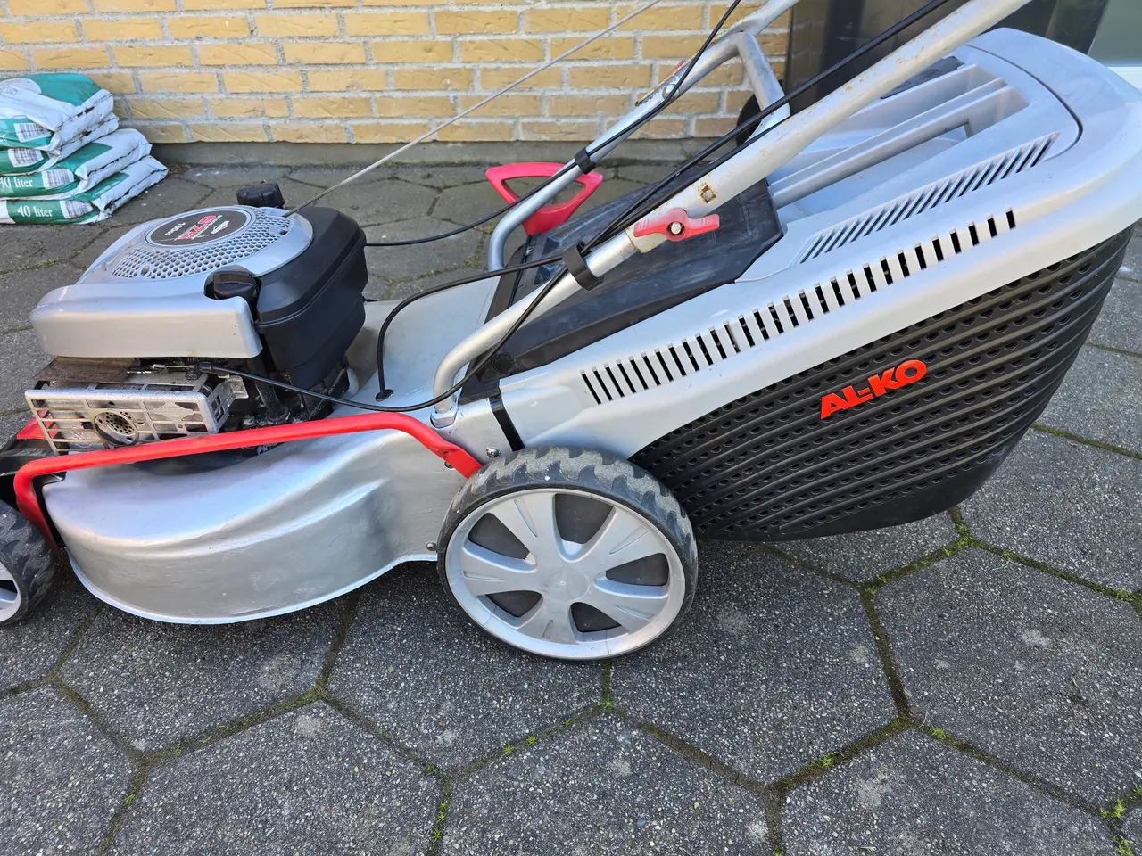 Billede 6 - AL-KO Plæneklippe med Briggs & stratton 675