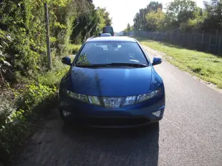 Honda Civic 1,8 Sport