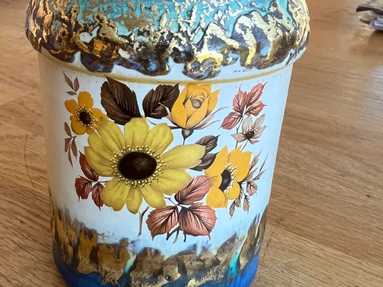 Billede 1 - Farverig lille vase