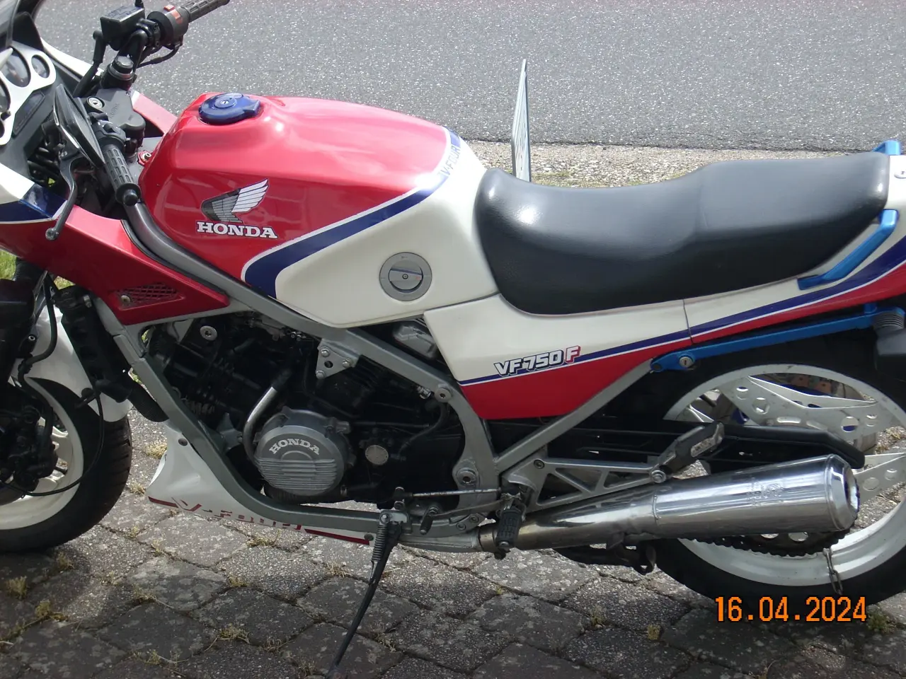Billede 2 - Honda vf750f 