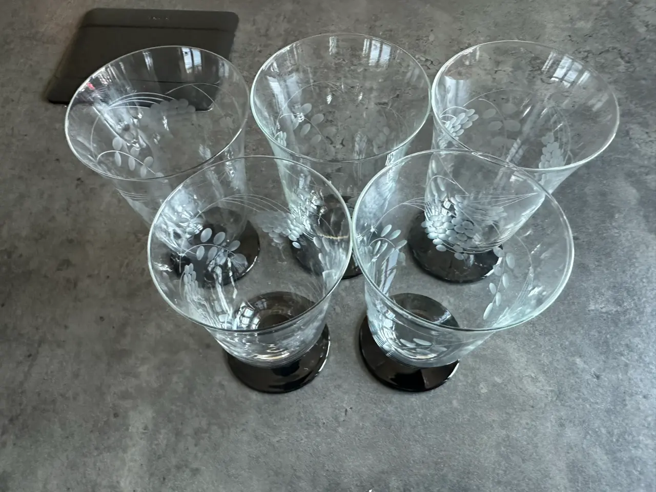 Billede 1 - Flotte sortfodsglas fra Holmegaard