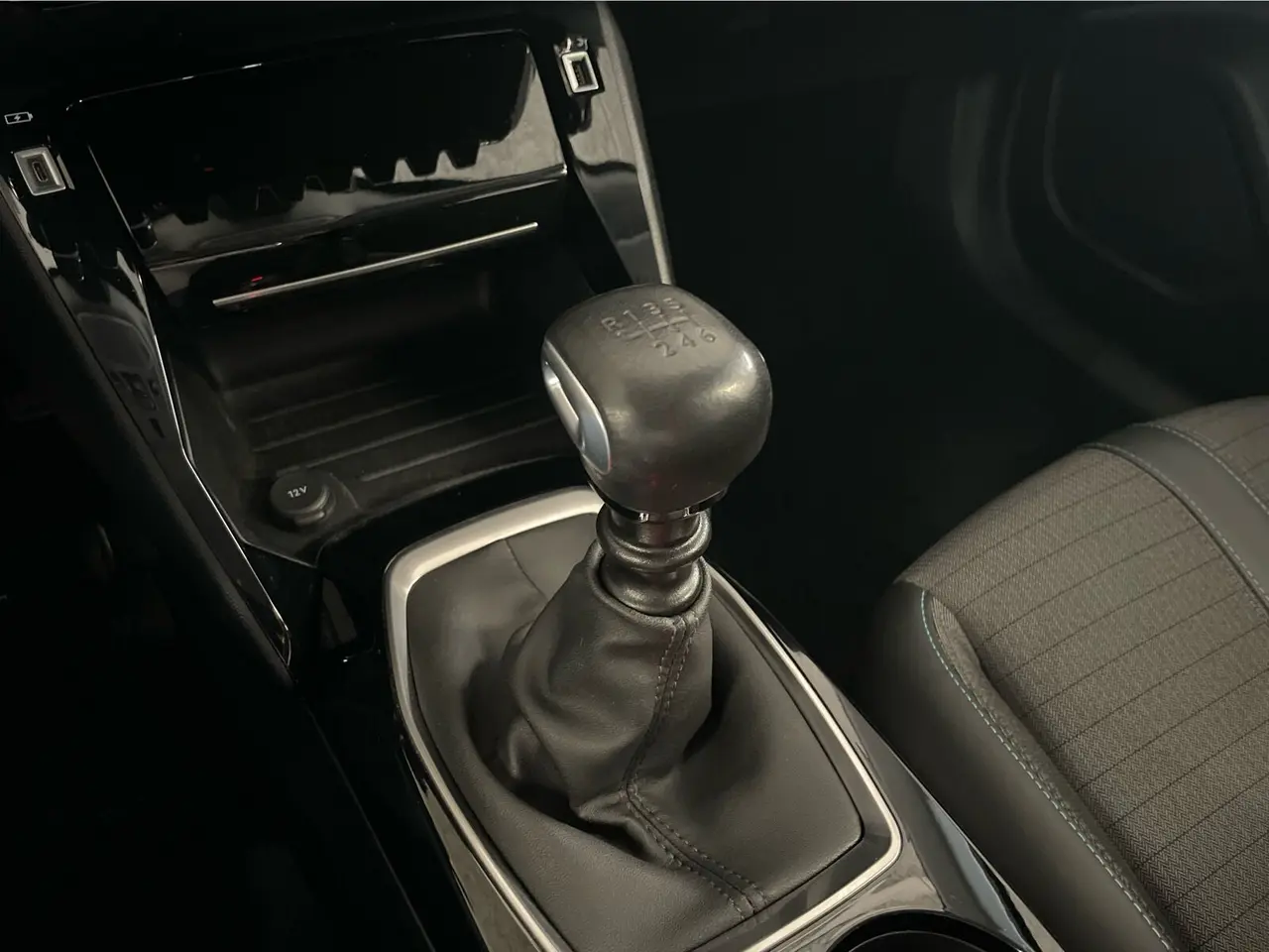 Billede 12 - Peugeot 2008 1,2 PureTech 130 Platin Sport