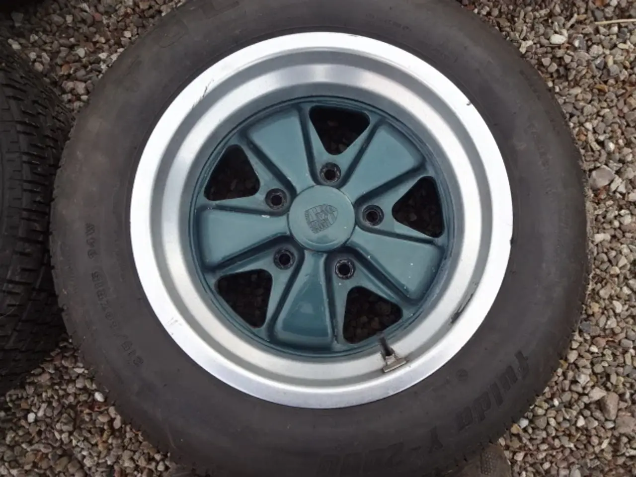 Billede 4 - Fuchs fælge 15"