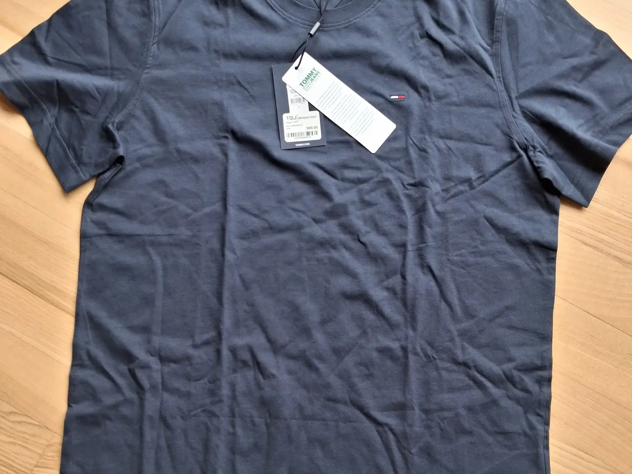 Billede 1 - Tommy Jeans t-shirt, str. M, ny med mærke