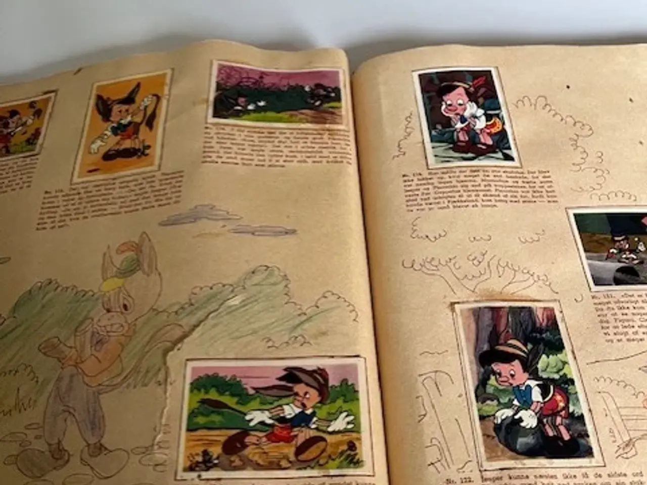 Billede 1 - Samleralbum med Pinocchio kort