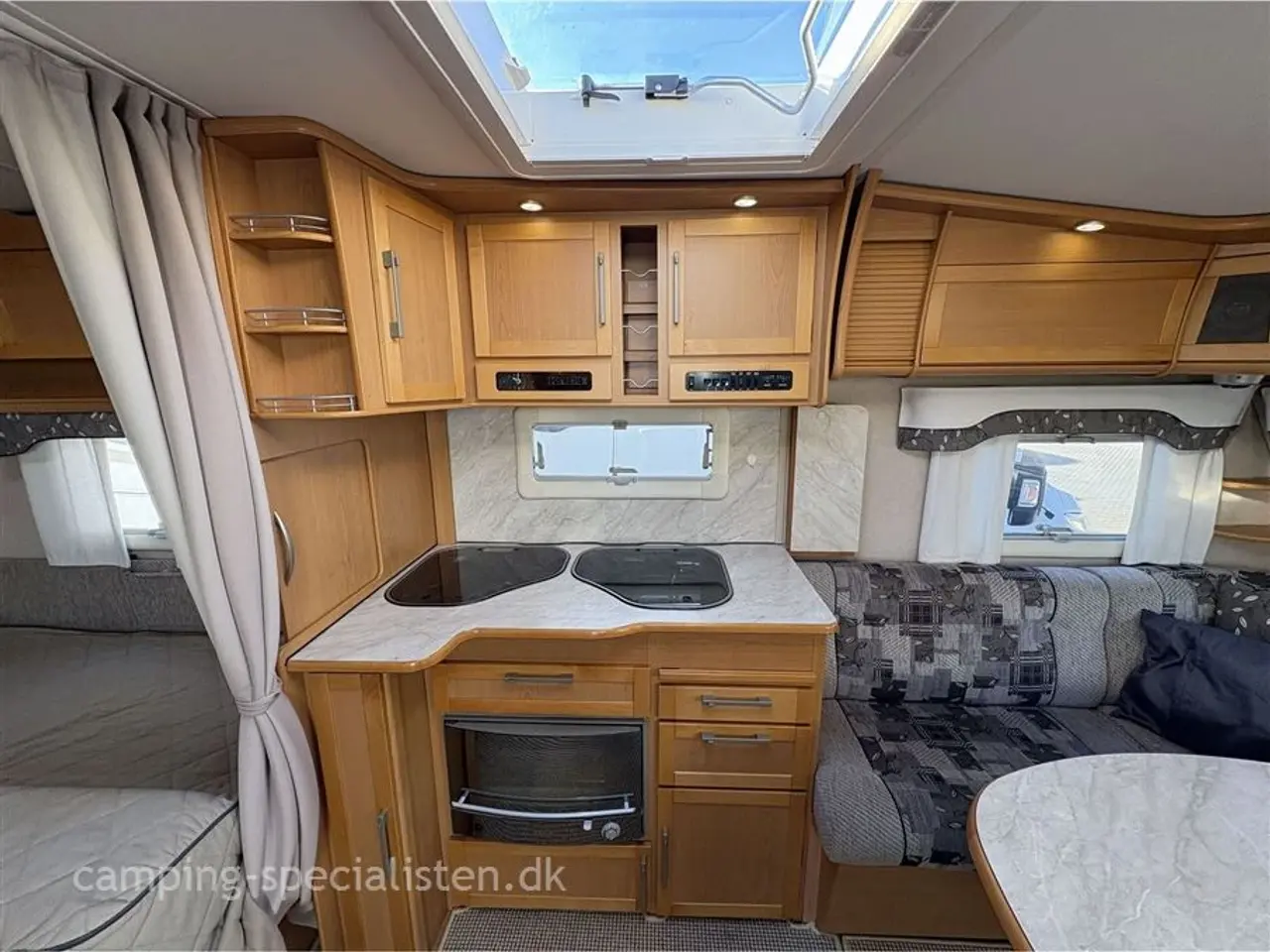 Billede 5 - 2007 - Kabe Safir TDL KS Kabe Safir TDL KS 2007 - Se den nu hos Camping-Specialisten.dk