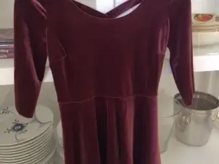 Julekjole fra Abercrombie & Fitch