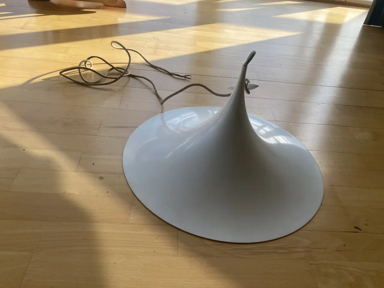 Billede 3 - GUBI Semi 47 cm, Claus Bonderup og Torsten Thorup