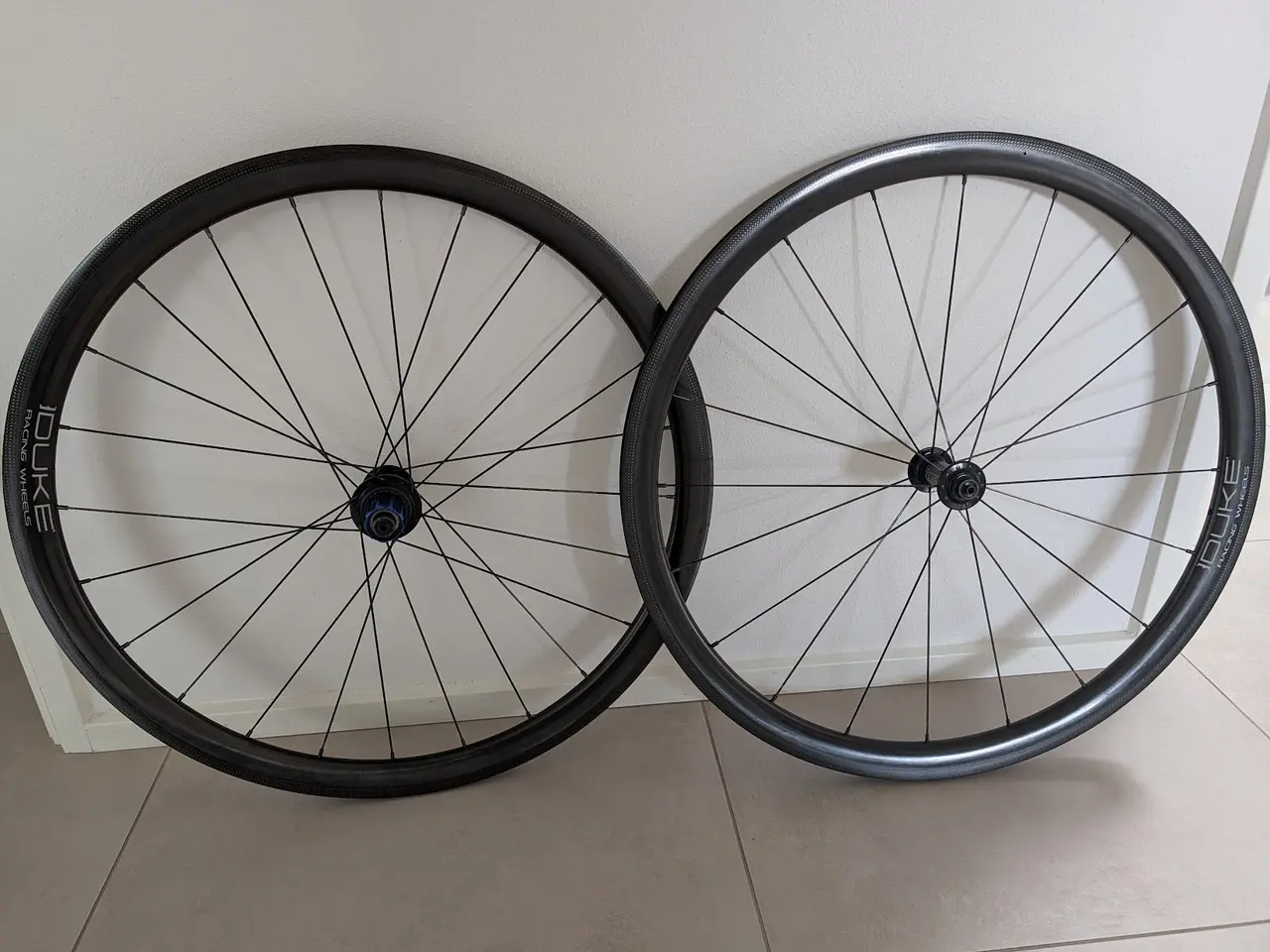 Billede 1 - Superlette Carbonhjul - 1.300g