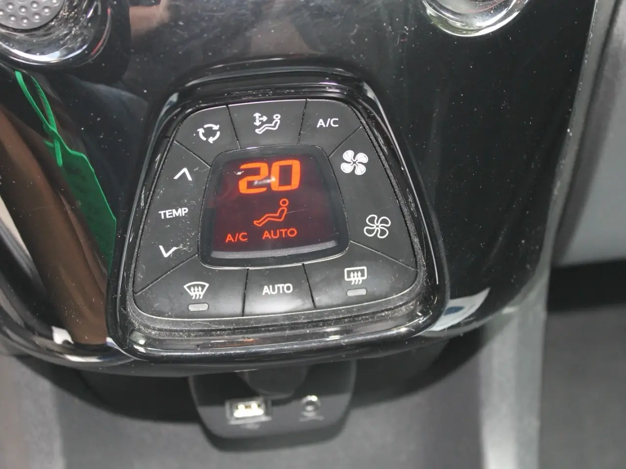 Billede 8 - Peugeot 108 1,0 e-VTi 72 Infinity
