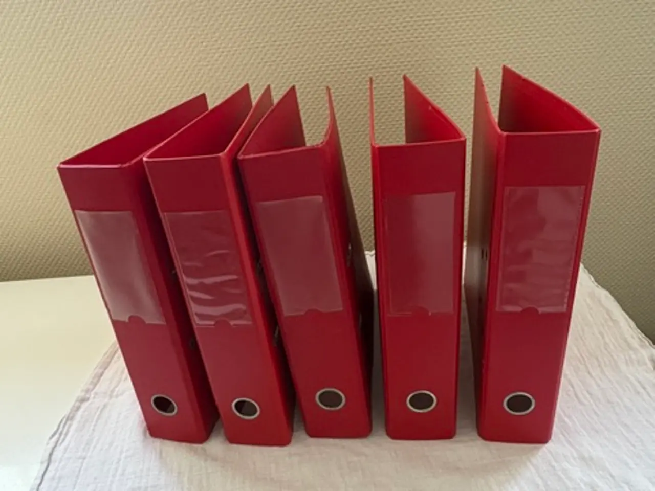 Billede 1 - 5 stk. røde ringbind - brevordnere