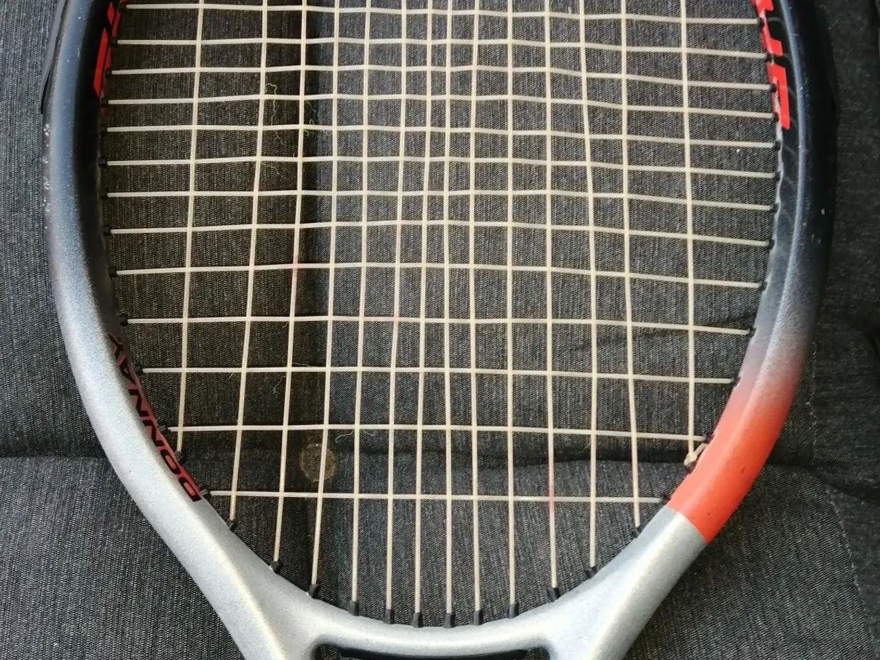 Billede 2 - DONNAY GRAPHITE SUPERMIDSIZE, I MEGET FLOT STAND