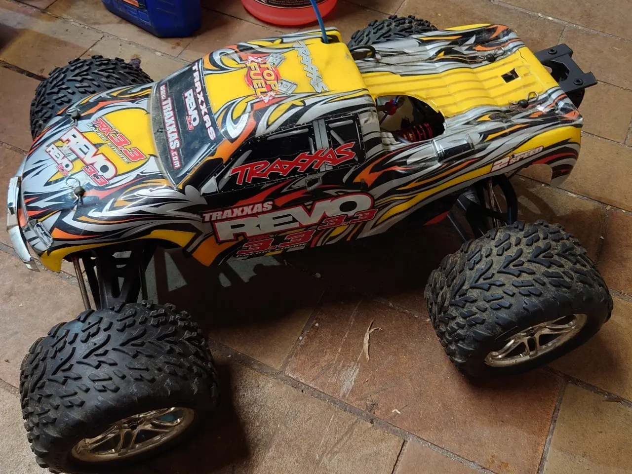 Billede 2 - Traxxas revo 3, 3