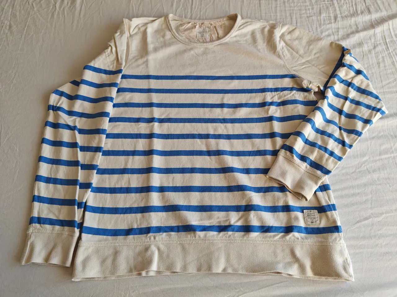 Billede 1 - Cremehvid bluse med blå striber som ny