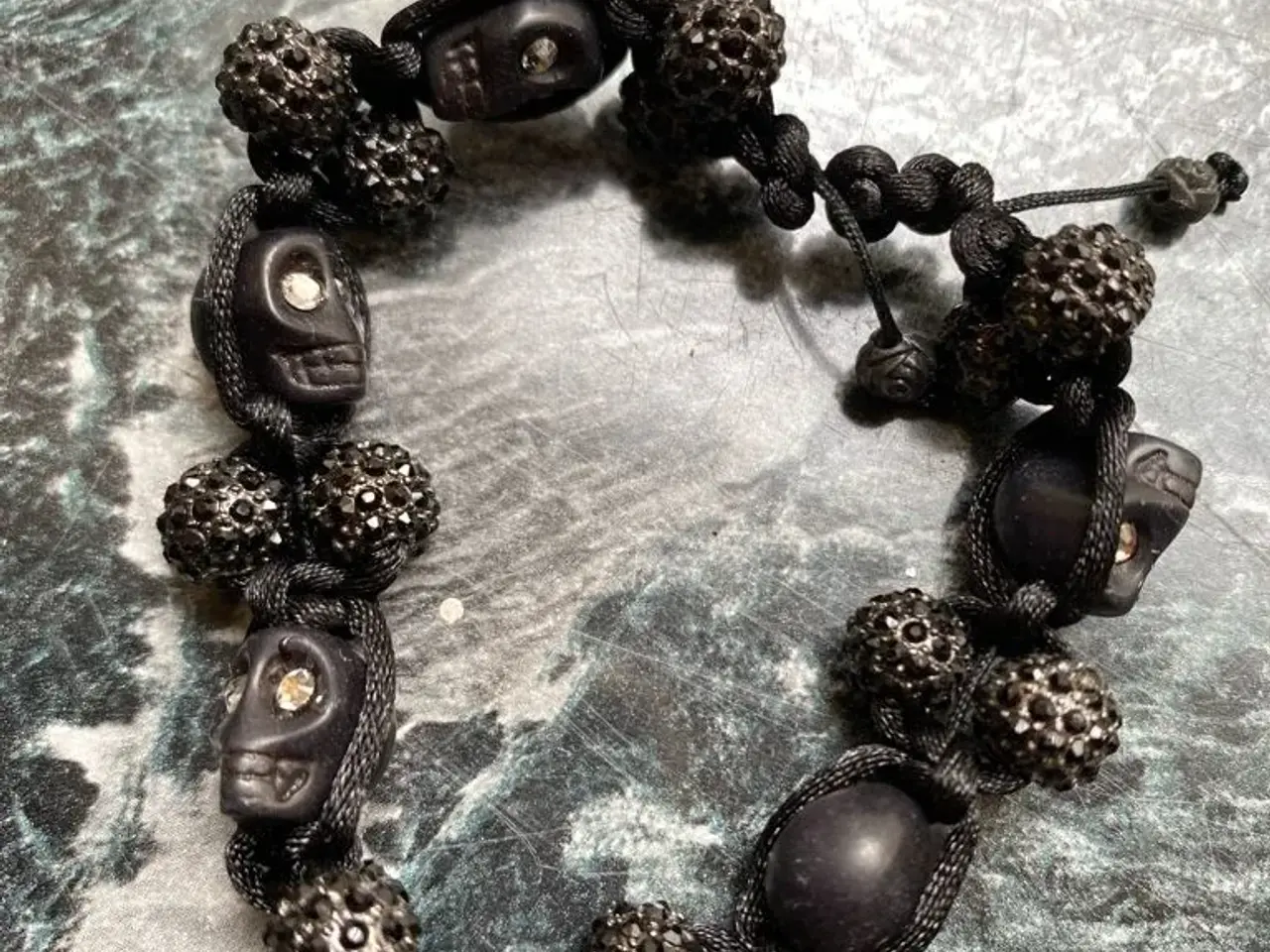 Billede 4 - Nye knyttede armbånd