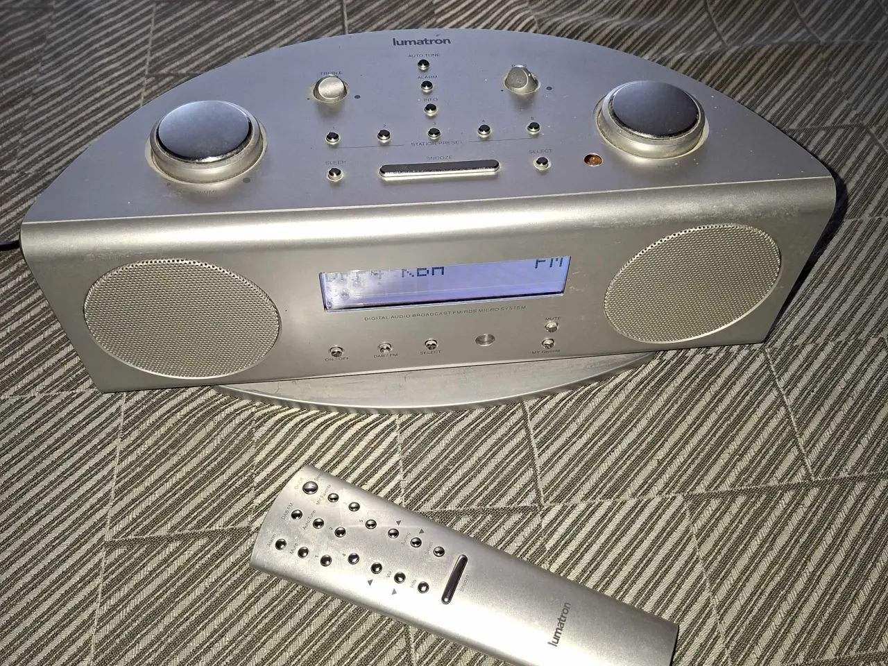 Billede 2 - Fm-radio lumatron