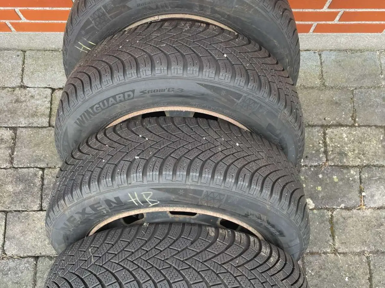 Billede 2 - 15 Peugeot/Citroën/Ford Fiesta med Continental dæk