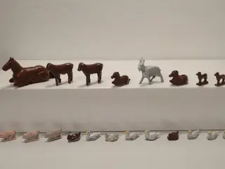 22 stk gamle bondegårdsdyr i metal. L 2,5-8,5cm