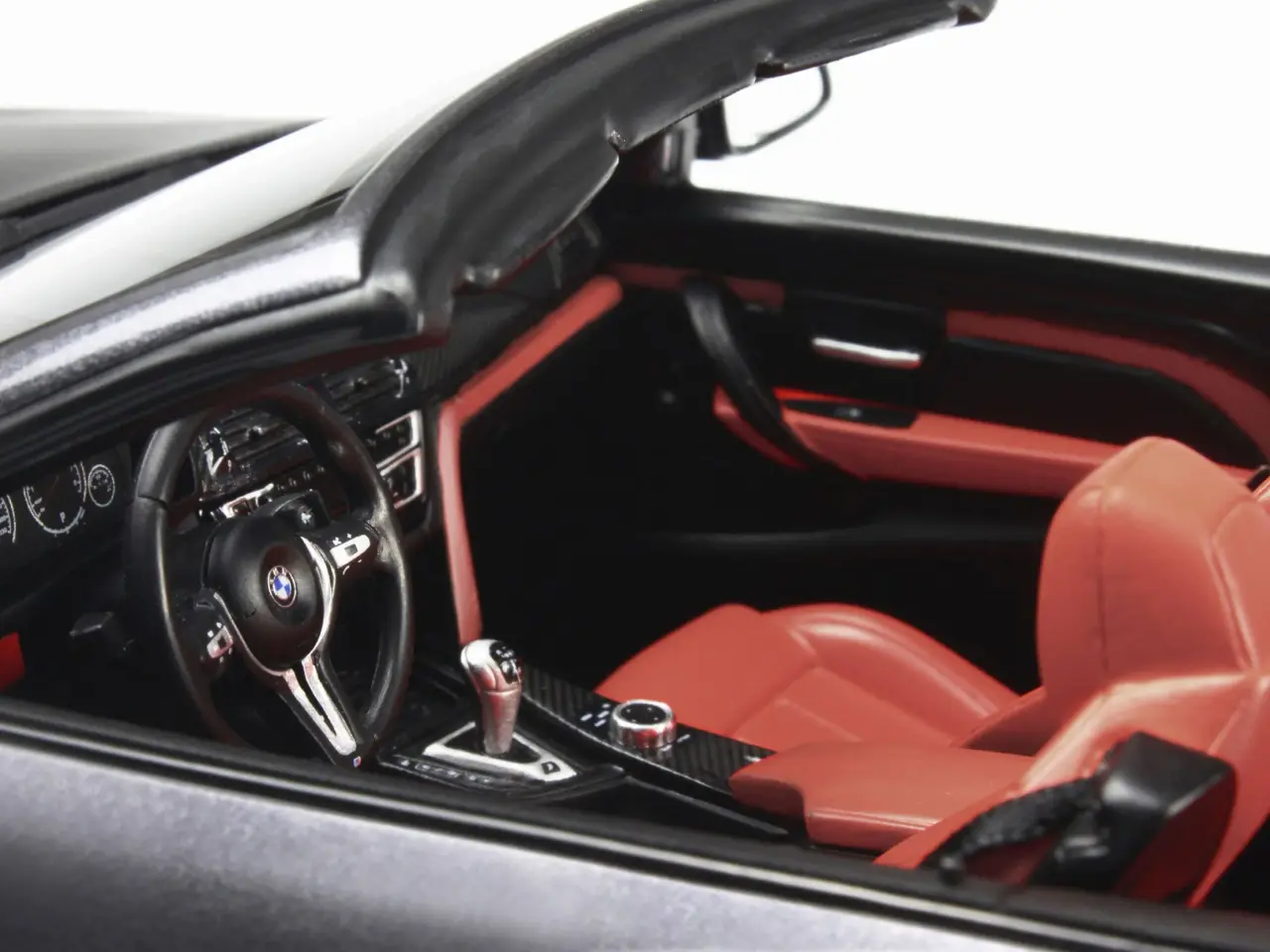 Billede 6 - 2015 BMW M4 Cabriolet 1:18 Type: F83