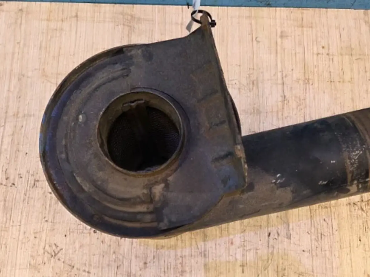 Billede 3 - Ford TW30 Luftfilterhus D8NN9600BC
