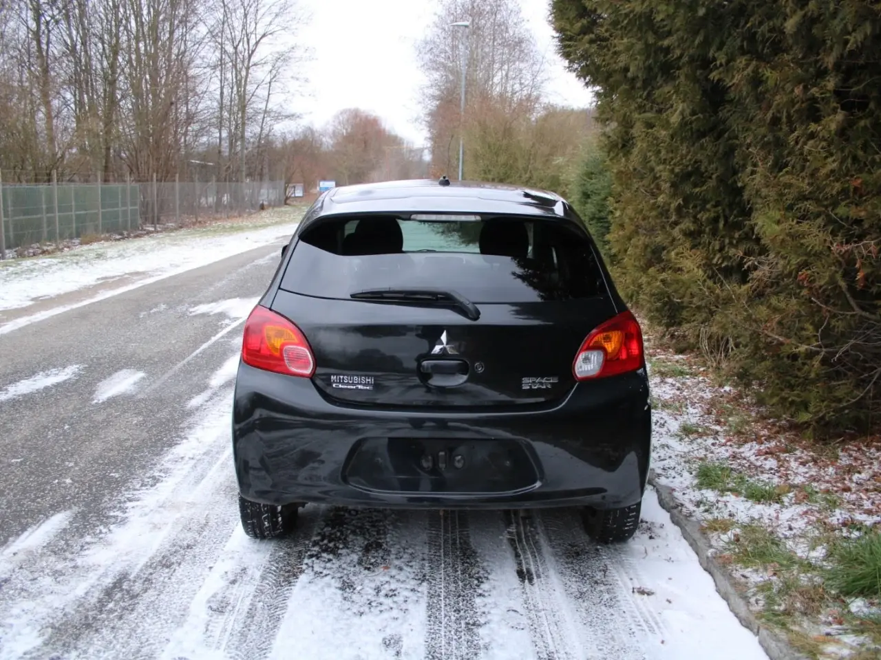 Billede 5 - Mitsubishi Space Star 1,2 Black & White